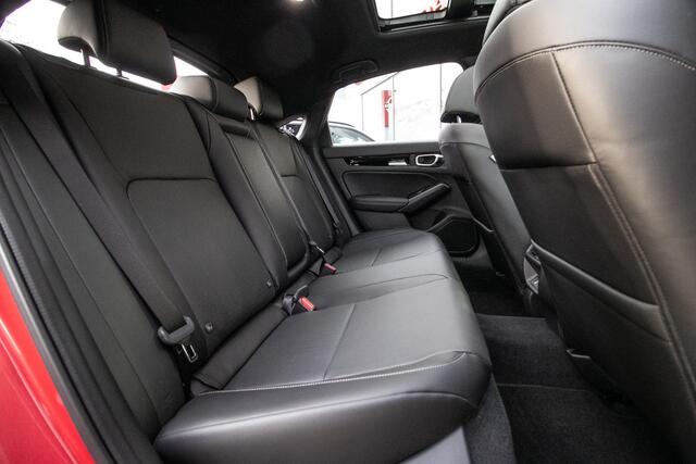 Honda CIVIC 2.0 e:HEV Advance - Cons. prijs rijklaar | Schuifdak | Navi | Leder