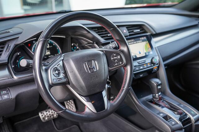 Honda CIVIC 1.0i VTEC TURBO DYNAMIC - AUTOMAAT - LEDER - ALL WEATHERS