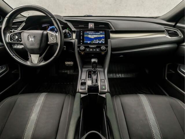 Honda CIVIC 1.0 i-VTEC Sport Automaat (NAVIGATIE, CAMERA, ZWART HEMEL, SPORTSTOELEN, ADAPTIVE CRUISE, TREKHAAK, NIEUWE APK, NIEUWSTAAT)