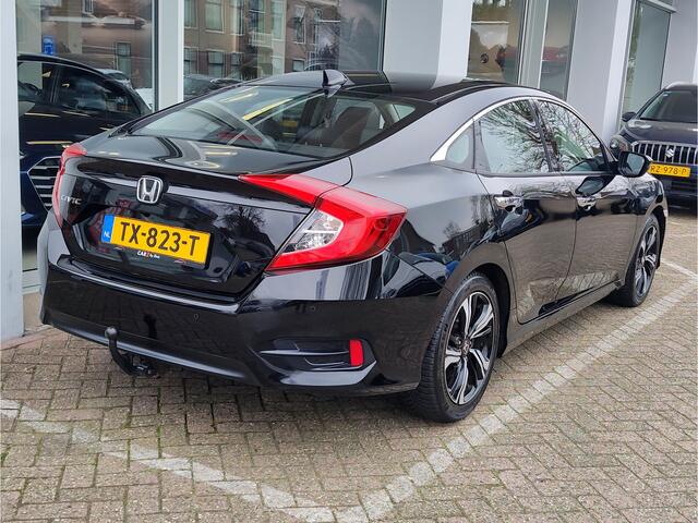 Honda CIVIC 1.5 i-VTEC EXECUTIVE AUTOMAAT Leder | Dodehoeksens. | Keyless | TOPCONDITIE!