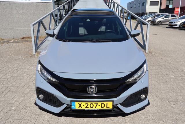 Honda CIVIC 1.5 i-VTEC Sport Plus Panoramadak! Achteruitrijcamera/Stoelverwarming/Apple carplay/Adaptieve cruise control/Lane assist/Dode hoek assistent/Leder interieur/Parkeer sensoren rondrom/Climate control/Navigatie/DAB