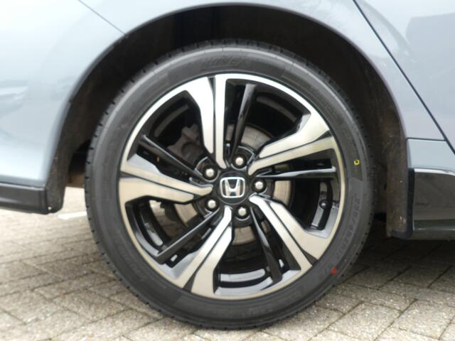 Honda CIVIC 1.5 i-VTEC Sport Plus / Panoramadak