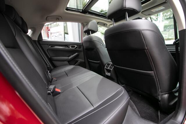 Honda CIVIC 2.0 e:HEV Advance - Panodak | Lederen int. | Honda Sensing | Bose