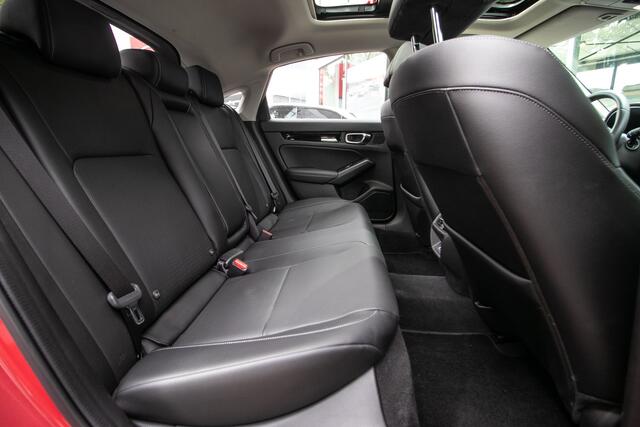 Honda CIVIC 2.0 e:HEV Advance - Panodak | Lederen int. | Honda Sensing | Bose