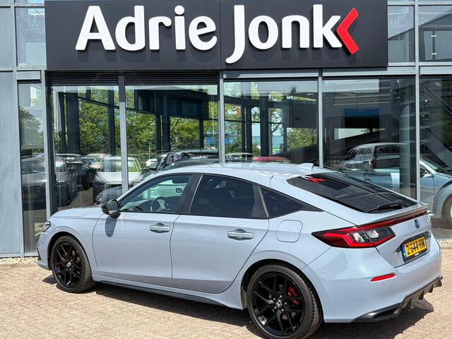Honda CIVIC 2.0 e:HEV Sport FULL HYBRID | AUTOMAAT | CAMERA | NAVIGATIE | APPLE CARPLAY / ANDROID AUTO | STOEL VERWARMING | 18"LM VELGEN | NED. AUTO | 1e EIGENAAR |