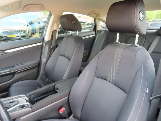 Honda CIVIC 1.5 I-VTEC Elegance 182 Pk Ecc Acc Navi 2x Pdc 2018