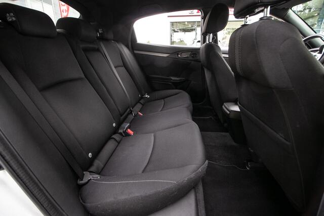 Honda CIVIC 1.0 i-VTEC Elegance - Navigatie | Camera | Adap. cruise control
