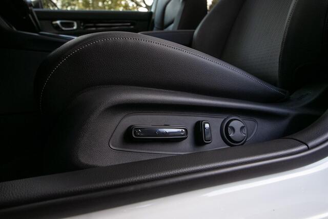 Honda CIVIC 2.0 e:HEV Advance | Schuifdak | Navi | Leder
