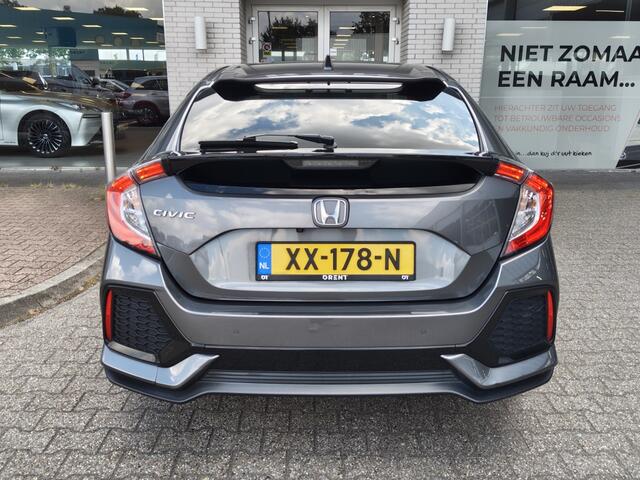 Honda CIVIC 1.0 i-VTEC Elegance | Sensoren v/a | Stoelverwarming | Navi