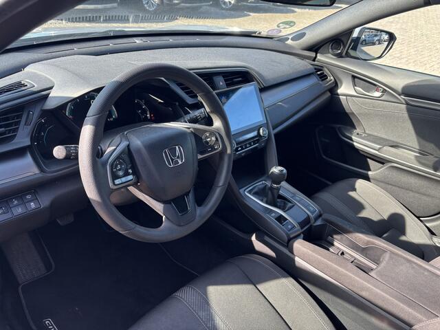 Honda CIVIC 1.0 i-VTEC Comfort Carplay / Trekhaak / Adap. Cruise control