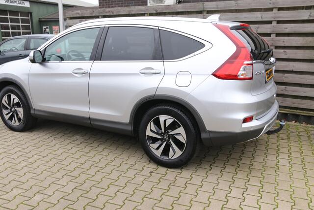 Honda CR-V 2.0 4WD Lifestyle / navi / climate / trekhaak 1500 kg trek / stoelverwarming