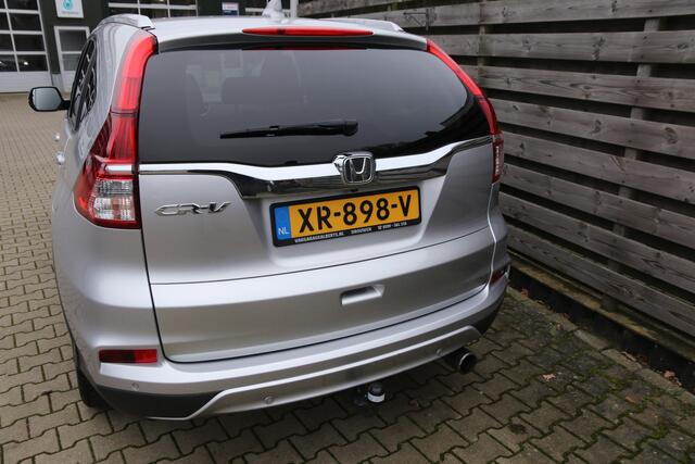 Honda CR-V 2.0 4WD Lifestyle / navi / climate / trekhaak 1500 kg trek / stoelverwarming