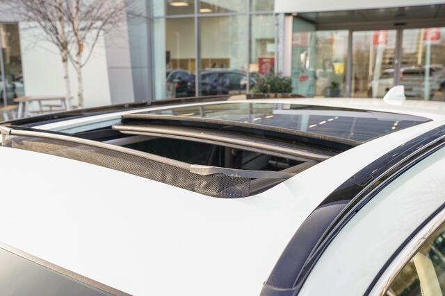 Honda CR-V 2.0i e:HEV ELEGANCE - AERO PACK - TREEPLANKEN - INSTAPLIJSTEN