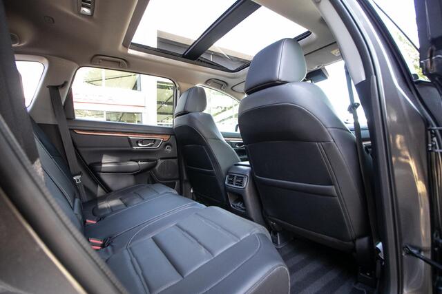 Honda CR-V 1.5 AWD Executive - Afneembare trekhaak | Panoramadak