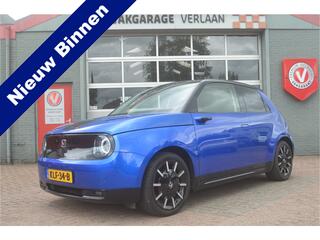 honda-e-advance-17"-zwart-dak-12-mn