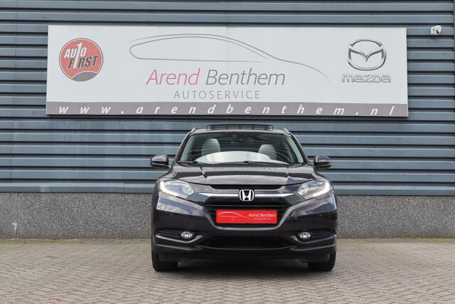 Honda HR-V 1.5 i-VTEC Executive - Trekhaak - Panorama dak - Leer