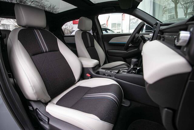 Honda HR-V 1.5 e:HEV Advance Style Plus - Cons. prijs rijklaar | Panodak | Navi