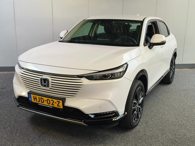 Honda HR-V 1.5 e:HEV Advance Style uit 2024 Rijklaar + Fabrieksgarantie tot 10-2027 Henk Jongen Auto's in Helmond, al 50 jaar service zoals 't hoort!