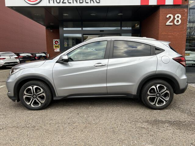 Honda HR-V 1.5 i-VTEC Executive // FULL LED // PANO / SCHUIFKANTELDAK // NAVI // CAMERA // PDC V+A