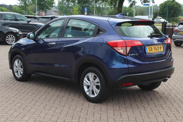 Honda HR-V 1.5 i-VTEC Elegance 39.626 km! / Navigatie / Parkeerhulp V+A / Stoelverwarming / Cruise Control