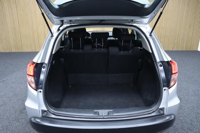 Honda HR-V 1.5 i-VTEC Comfort | Cruise-control | Stoelverwarming | Clima | All-Season Banden | LM Velgen 16 Inch