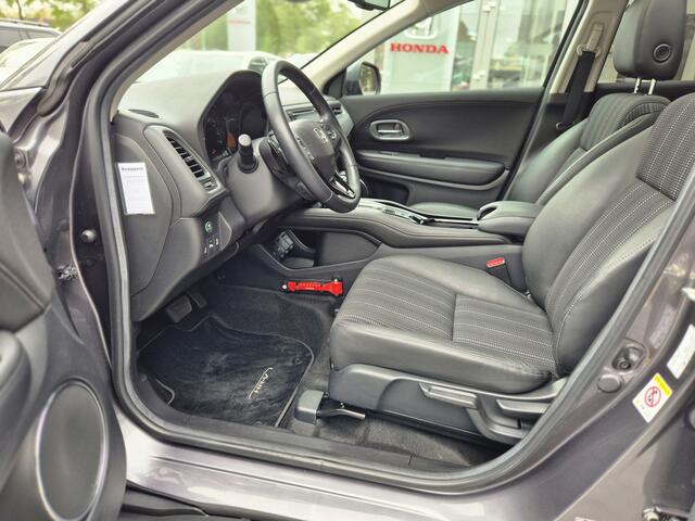 Honda HR-V 1.5 i-VTEC Executive Panorama dak, Navigatie, Parkeersensoren , All-in Rijklaarprijs