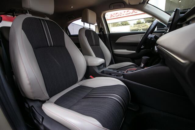 Honda HR-V 1.5 e:HEV Advance Style -All in rijklaarprijs | 1e Eig | Dealer ond. | Apple carpl. Andr auto