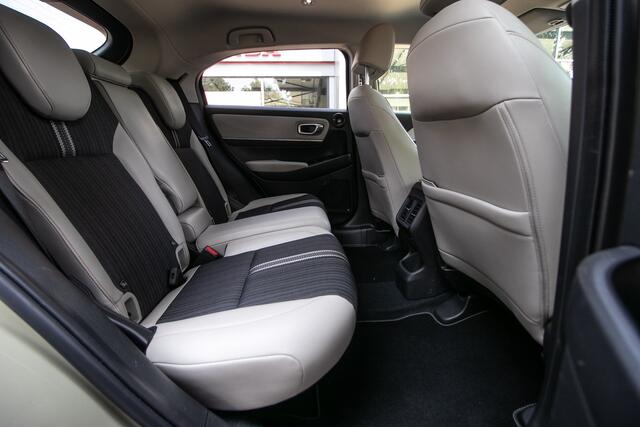 Honda HR-V 1.5 e:HEV Advance Style -All in rijklaarprijs | 1e Eig | Dealer ond. | Apple carpl. Andr auto