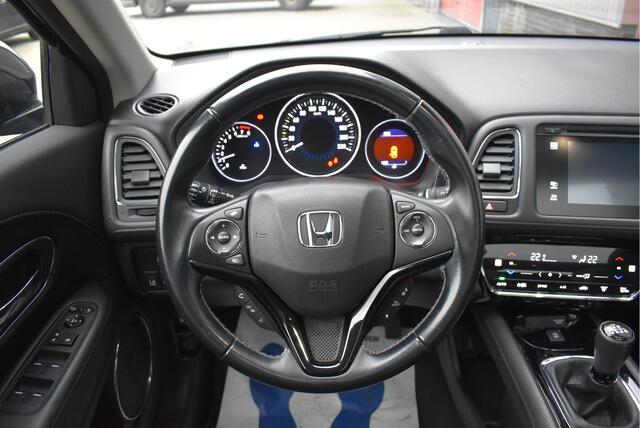 Honda HR-V 1.5 i-VTEC Executive Panorama, Trekhaak, Camera, Stoelverwarming