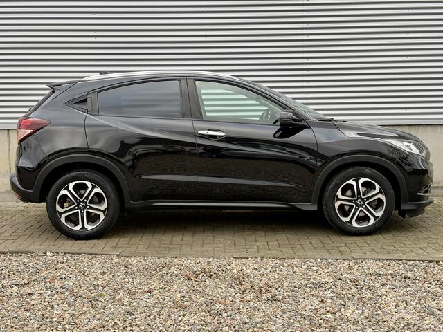 Honda HR-V 1.5 i-VTEC Executive Automaat [ Panodak,fm navi,camera,lmv ]