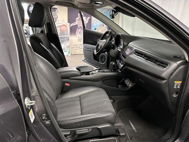 Honda HR-V 1.5 i-VTEC Executive Automaat | Trekhaak | Pano