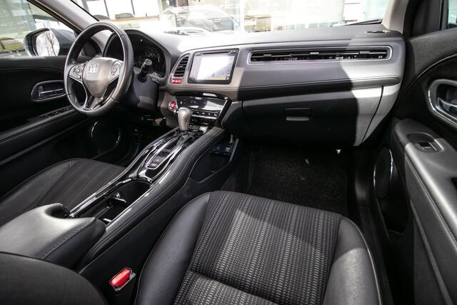 Honda HR-V 1.5 i-VTEC Executive Automaat - Opendak | 1e Eig. | Dealer ond. | Trekhaak | Navi/Camera