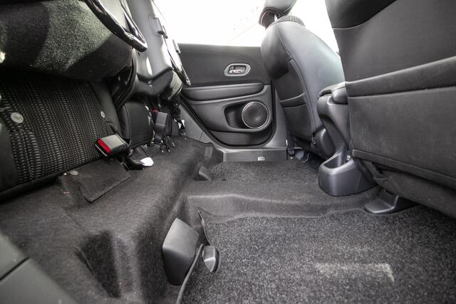 Honda HR-V 1.5 i-VTEC Executive Automaat - Opendak | 1e Eig. | Dealer ond. | Trekhaak | Navi/Camera