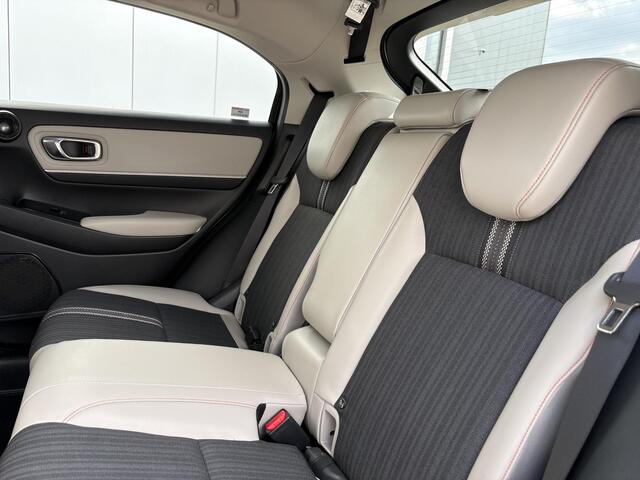 Honda HR-V 1.5 e:HEV Advance Style / Stoel en stuurverwarming / Apple CarPlay/Android Auto / Automaat / Cruise Control /