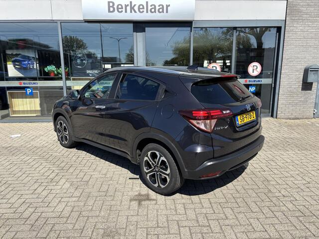 Honda HR-V 1.5 i-VTEC Executive Automaat | Trekhaak | Panoramisch Schuif-Kanteldak |