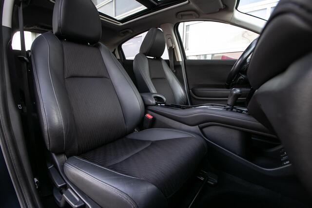 Honda HR-V 1.5 i-VTEC Executive - Trekhaak | Schuif/kantel dak | Climate | Camera