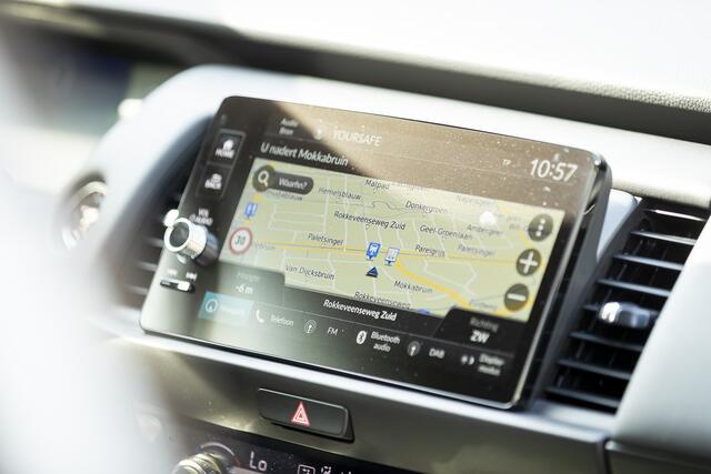 Honda JAZZ 1.5 e:HEV Advance Crosstar Navigatie, Parkeersensoren V+A, Apple/Android , All-in Rijklaarprijs