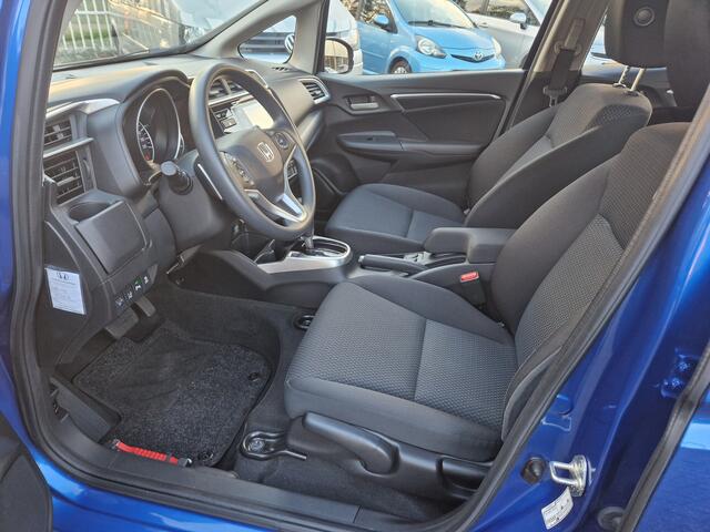 Honda JAZZ 1.3 i-VTEC Comfort Navigatie, Parkeersensoren, Voorstoelen verwarmd , All-in Rijklaarprijs