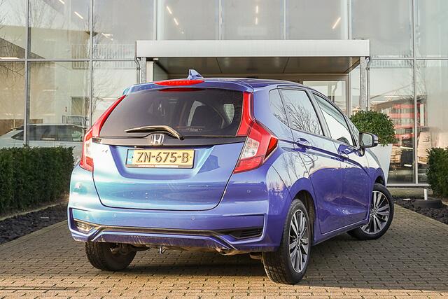 Honda JAZZ 1.3i V-TEC ELEGANCE - AUTOMAAT - NAVIGATIE - CAMERA
