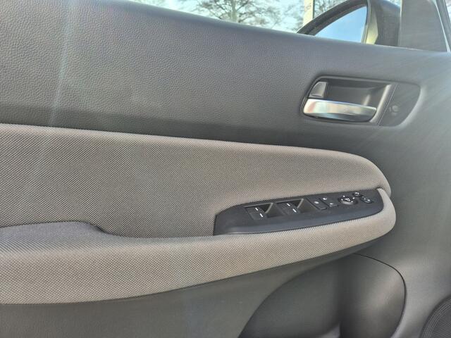 Honda JAZZ 1.5 e:HEV Crosstar Navigatie, Parkeersensoren V+A, Apple/Android , All-in Rijklaarprijs