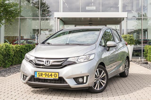 Honda JAZZ 1.3i V-TEC ELEGANCE - AUTOMAAT - NAVIGATIE - SPOILER - TREKHAAK -SPATLAPPEN