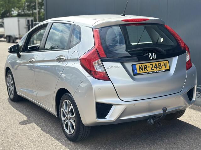 Honda JAZZ 1.3 i-VTEC Trend / Stoelverwarming / Trekhaak