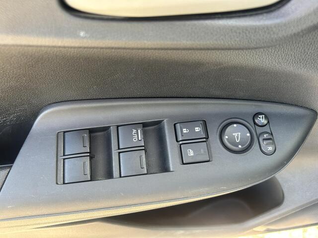 Honda JAZZ 1.3 i-VTEC Comfort Hoge instap|Airco|Lage km stand