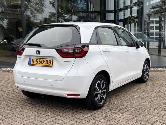Honda JAZZ 1.5 e:HEV Elegance AUTOMAAT | STOELVERWARMING | CLIMATRONIC | KEYLESS | LM VELGEN | CARPLAY |