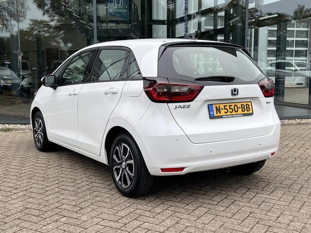 Honda JAZZ 1.5 e:HEV Elegance AUTOMAAT | STOELVERWARMING | CLIMATRONIC | KEYLESS | LM VELGEN | CARPLAY |