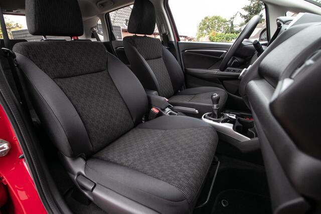 Honda JAZZ 1.3 i-VTEC Comfort Nav | Dealerond. | Trekhaak | Nav