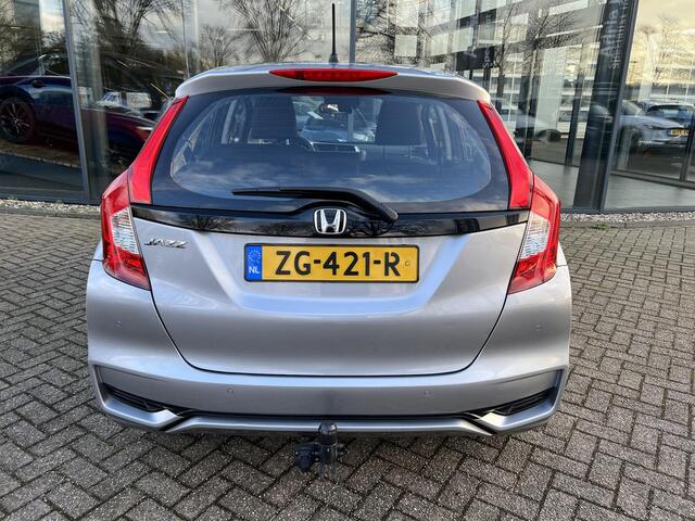 Honda JAZZ 1.3 i-VTEC Comfort TREKHAAK | NAVIGATIE | PARKEER SENSOREN V+A | AIRCO | CRUISE CONTROLE | NED. AUTO |