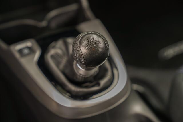 Honda JAZZ 1.3i VTEC COMFORT - ALL WEATHERS - NAVIGATIE - STOELVERWARMING