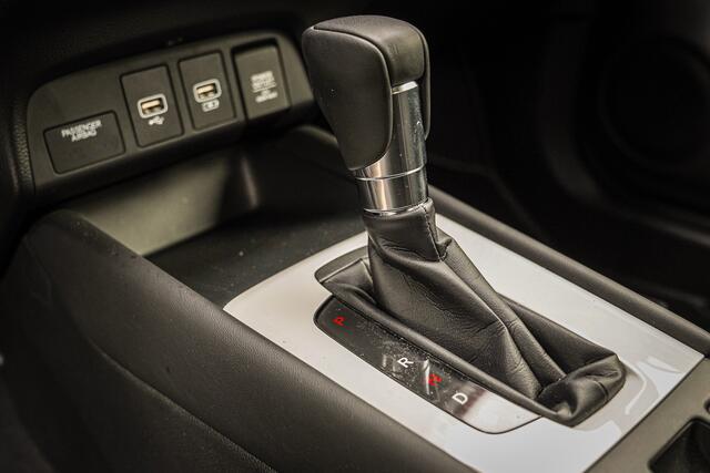 Honda JAZZ 1.5i e:HEV ADVANCE - TREKHAAK - 16" VELGEN - ALL WEATHERS - STYLE PACK