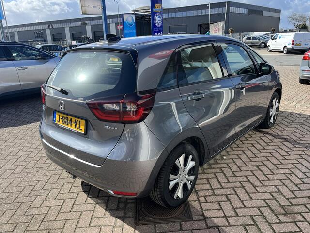Honda JAZZ 1.5 e:HEV Elegance Automaat Zeer mooie Jazz incl: AppleCarPlay/AndroidAuto, Trekhaak, Parkeersensoren, Cruise Control, Climate Control